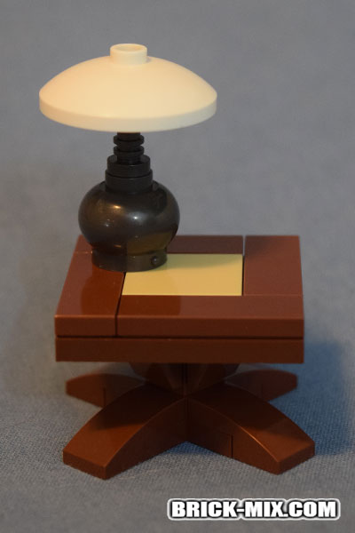 Table Lamp - 02 - Table and Lamp